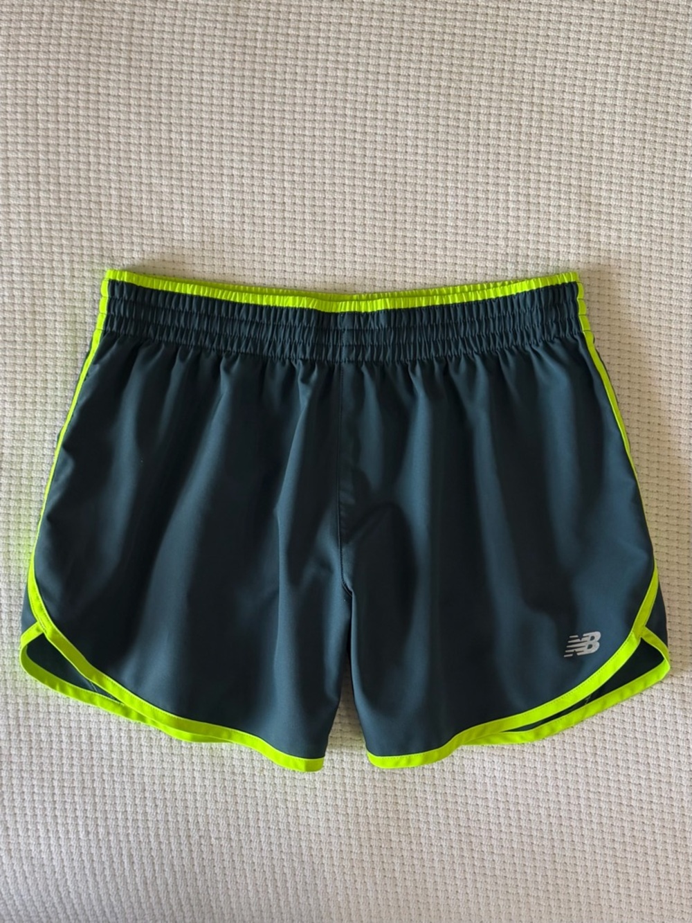 New Balance Athletic Shorts size M